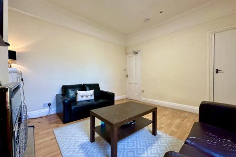 3 bedroom house to rent, Briton Street, Leicester LE3