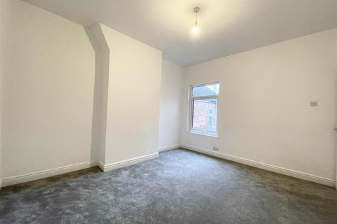 2 bedroom apartment to rent, Hartshill Road, Stoke-On-Trent ST4