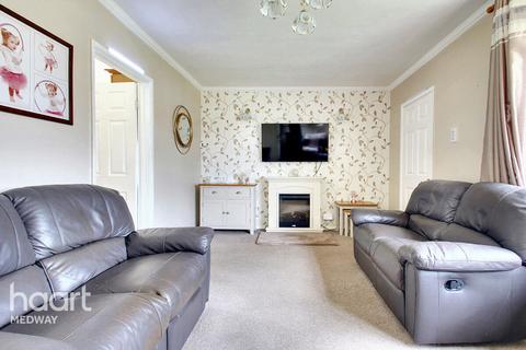 2 bedroom semi-detached bungalow for sale, Goodwood Close, Rochester