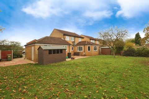 4 bedroom detached house for sale, Paddock Close, Copmanthorpe, York