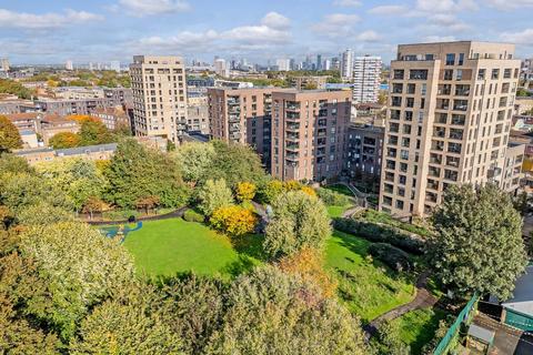 2 bedroom apartment for sale, Vespucci Court, Limehouse