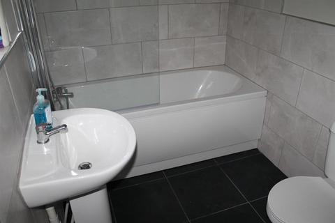 155 Farnham Road, Handsworth, Birmingham, B21 8EF