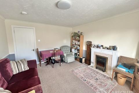 2 bedroom flat for sale, Earlswood Drive, Paignton, TQ3