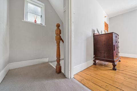 8 Bridge Road, Haslemere, GU27 2AS