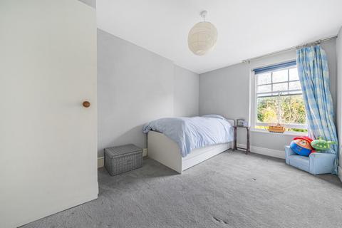 8 Bridge Road, Haslemere, GU27 2AS