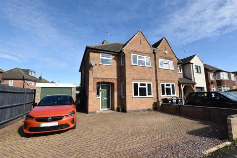 3 bedroom semi-detached house for sale, Highlands Way, Stamford