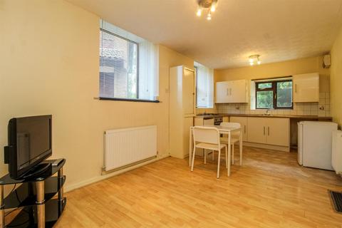 1 bedroom ground floor flat for sale, Miller Court, Wakefield WF2