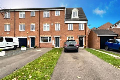 3 bedroom end of terrace house for sale, Alpina Way, Swallownest, Sheffield, S26 4QA