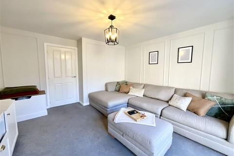 3 bedroom end of terrace house for sale, Alpina Way, Swallownest, Sheffield, S26 4QA