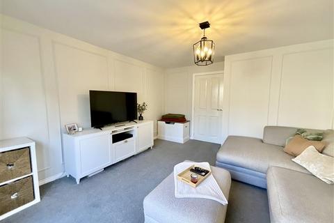 3 bedroom end of terrace house for sale, Alpina Way, Swallownest, Sheffield, S26 4QA