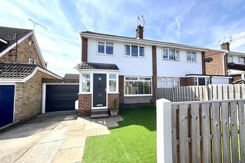 3 bedroom semi-detached house for sale, Portland Avenue, Aston, Sheffield, S26 2FN