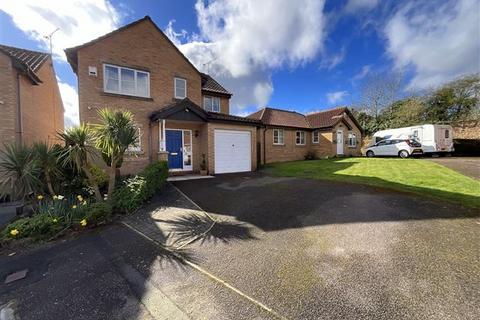 4 bedroom detached house for sale, Orchard Croft, Wales, Sheffield, S26 5UA