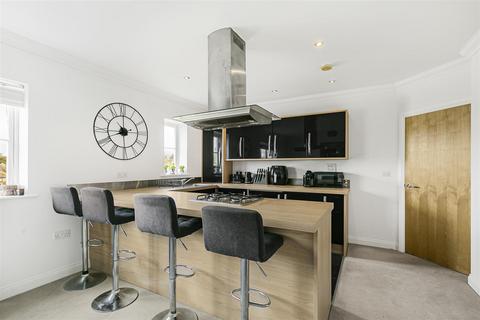 Flat 7, Tegan Court Tegan Close, Sutton, SM2 6GS