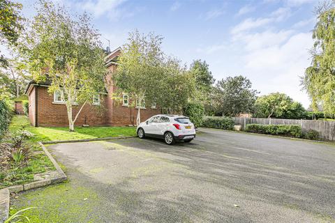 Flat 7, Tegan Court Tegan Close, Sutton, SM2 6GS