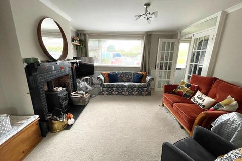 3 bedroom semi-detached house for sale, Willow Road, Street