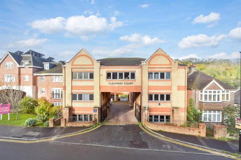 1 bedroom apartment for sale, Croydon Road, Caterham, Surrey