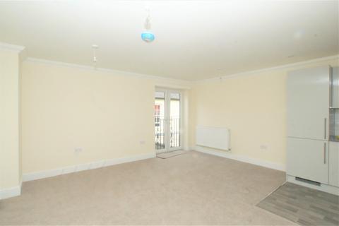 2 bedroom flat to rent, Pleasant Place, Hersham KT12