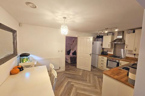 8 Chesterfield Close, Eccles, Manchester, M30 8EJ