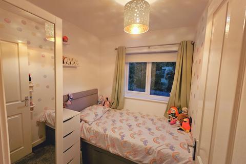 8 Chesterfield Close, Eccles, Manchester, M30 8EJ