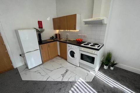 1 bedroom flat to rent, Ridgeway House, Leeds LS6