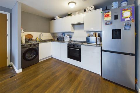 undefined, Ovaltine Court, Kings Langley, WD4