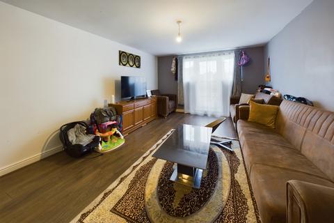 undefined, Ovaltine Court, Kings Langley, WD4