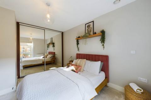 1 bedroom apartment for sale, The Embankment, Nash Mills Wharf