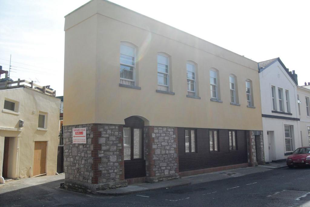 Tor Church Road, Torquay, TQ2 5UP 1 bed apartment to rent £595 pcm (£