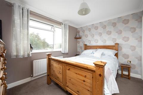 21 Broadmead, Trowbridge, BA14 9BX