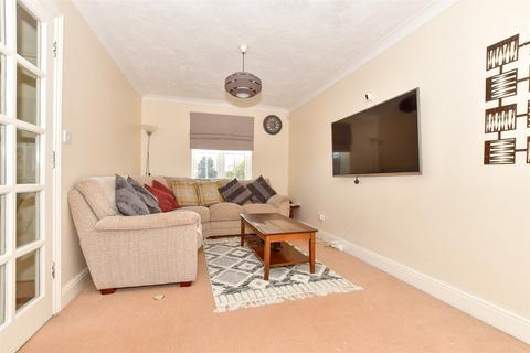 4 bedroom townhouse for sale, Chineham Way, Canterbury, Kent