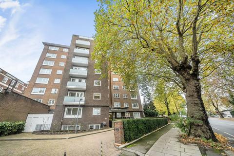 3 bedroom flat to rent, Avenue Road, St John's Wood, London, NW8