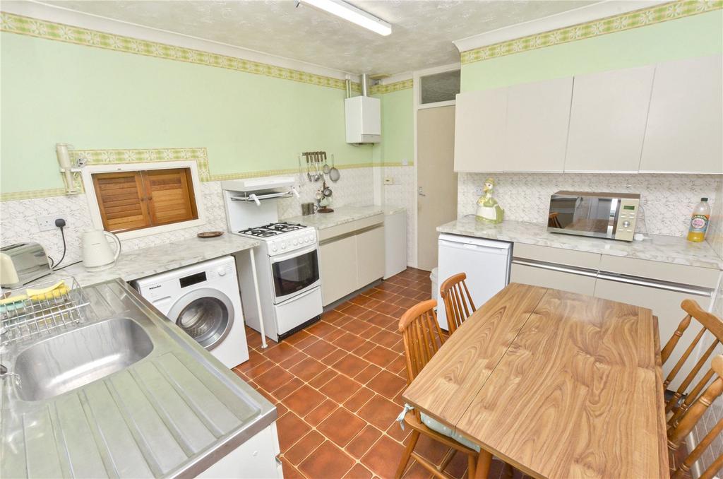 Kitchen/Breakfast Rm
