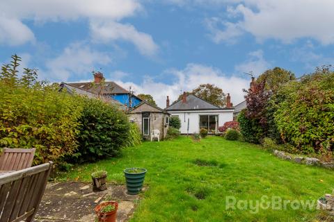 3 bedroom bungalow for sale, Cardiff CF14