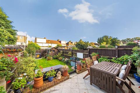 3 bedroom terraced house for sale, Whitton,  London,  TW3