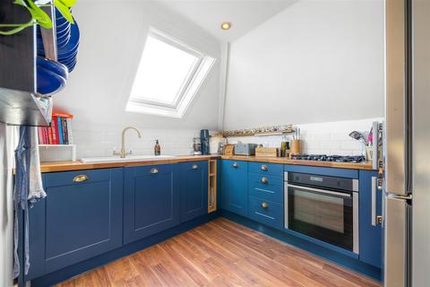 2 bedroom flat for sale, Palace Road, Tulse Hill, SW2