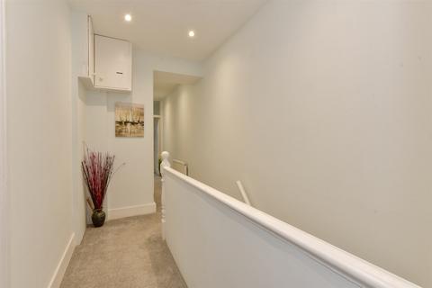 102 Kettlebaston Road, London, E10 7PF