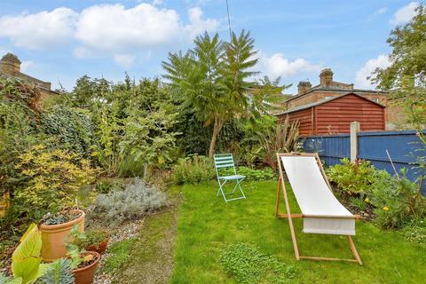 102 Kettlebaston Road, London, E10 7PF