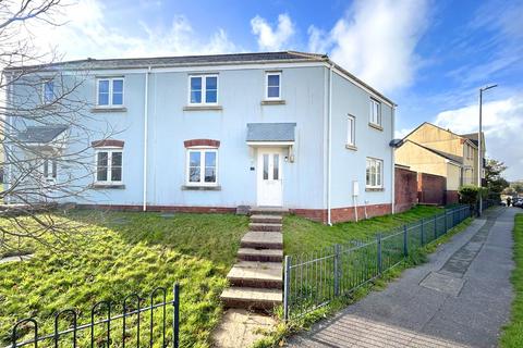 4 bedroom end of terrace house for sale, Pasmore Road, Helston TR13