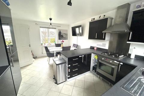 31 Pasmore Road, Helston, TR13 8ED