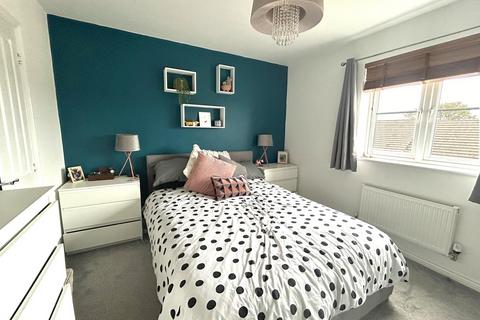 31 Pasmore Road, Helston, TR13 8ED