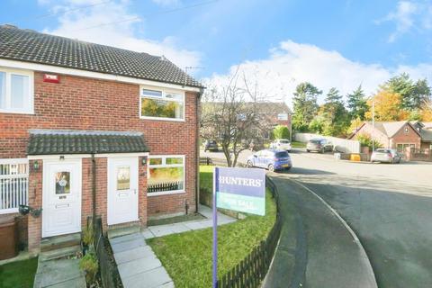 2 bedroom end of terrace house for sale, Wood Grove, Leeds