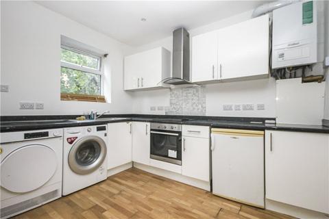 2 bedroom apartment to rent, Riggindale Road, London, SW16