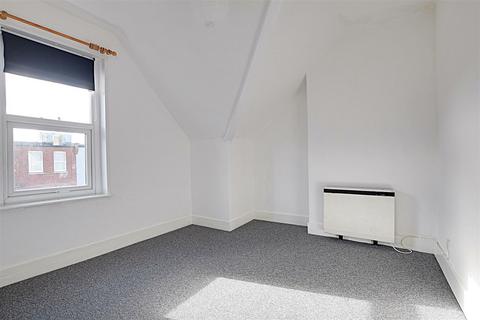 2 bedroom flat for sale, Egerton Road, Bexhill-On-Sea