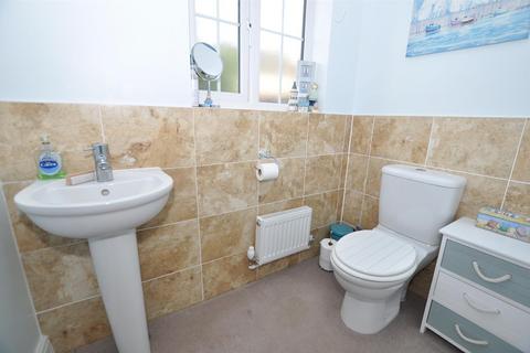 3 bedroom detached house for sale, Pant Y Barcud, Carmarthen