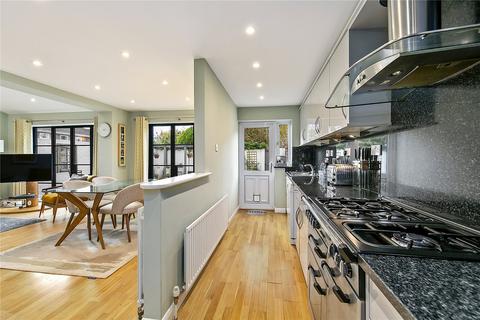 4 bedroom end of terrace house for sale, Udney Park Road, Teddington