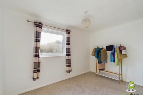 92 Beecham Berry, Basingstoke, RG22 4QN