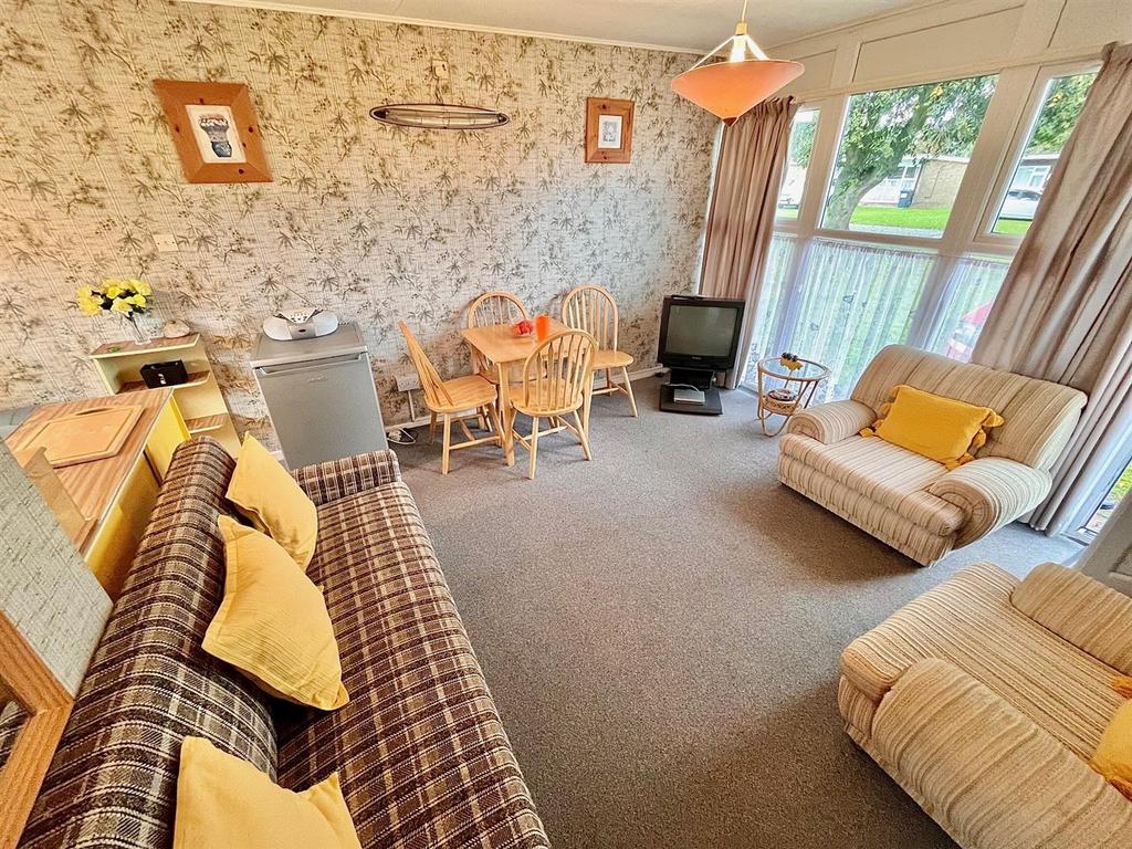 Open Plan Kitchen/Living Room