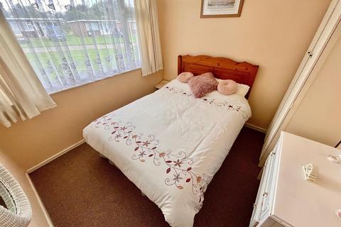 2 bedroom chalet for sale, The Pastures, Hemsby, Great Yarmouth