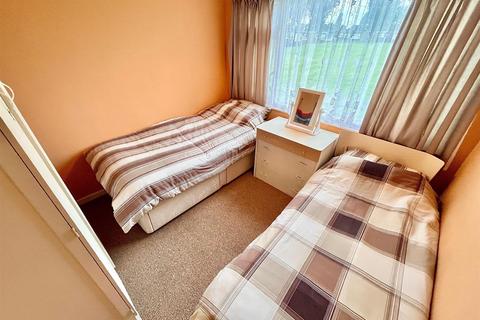 2 bedroom chalet for sale, The Pastures, Hemsby, Great Yarmouth