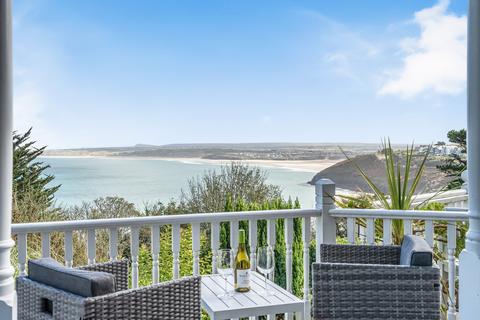 undefined, Carbis Bay, TR26